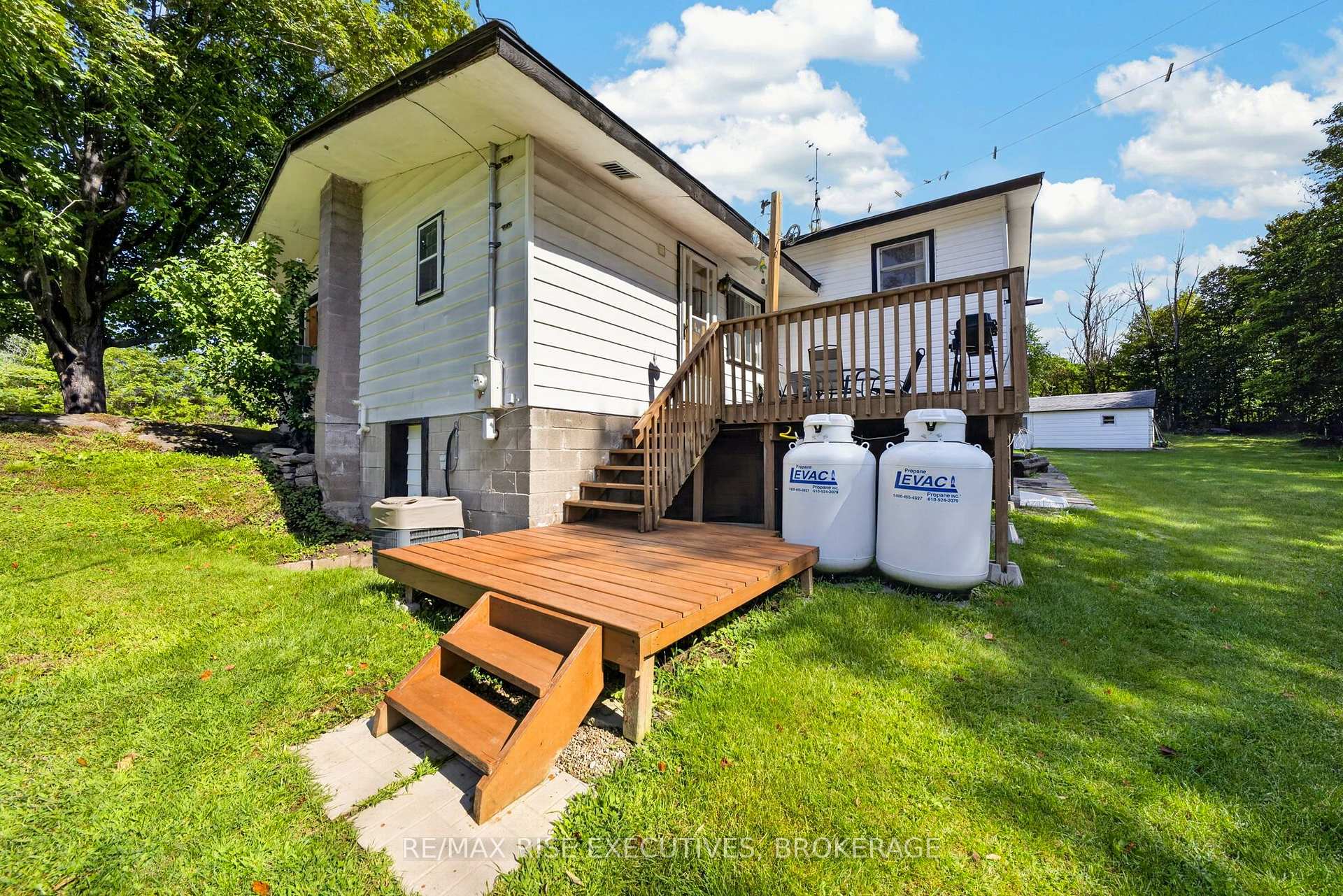 Photo 27 of 6900 Perth Road, South Frontenac, Frontenac South — HOMEH