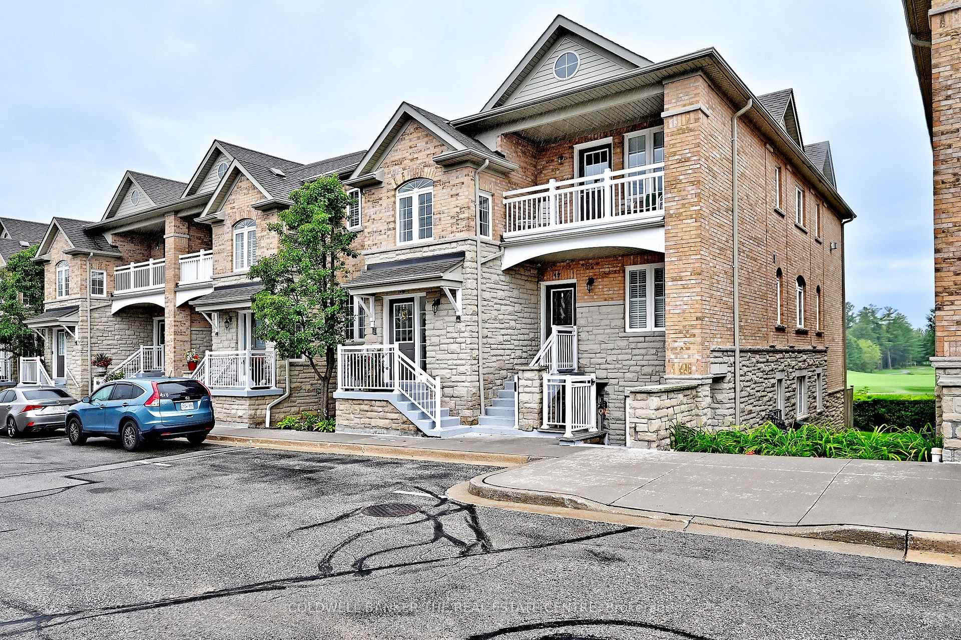 Photo 1 of Unit 16, 520 Silken Laumann Drive, Newmarket, Stonehaven-Wyndham — HOMEH