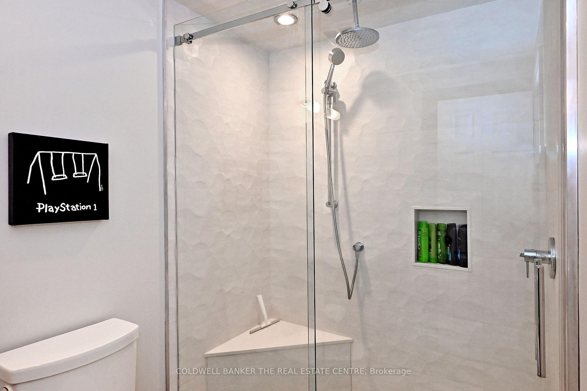 Photo 8 of Unit 16, 520 Silken Laumann Drive, Newmarket, Stonehaven-Wyndham — HOMEH