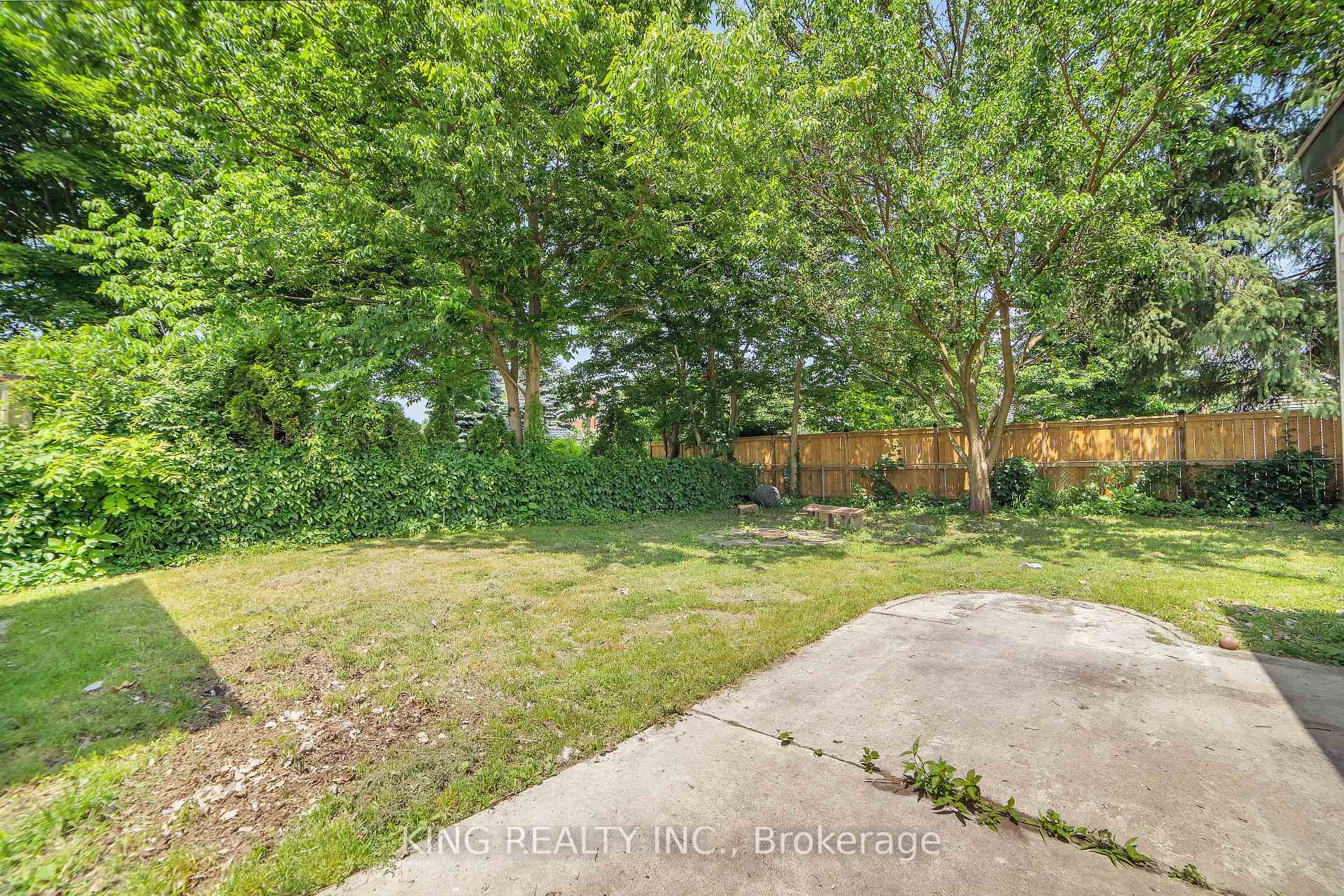 Photo 22 of 60 Eastman Avenue, London, East N — HOMEH