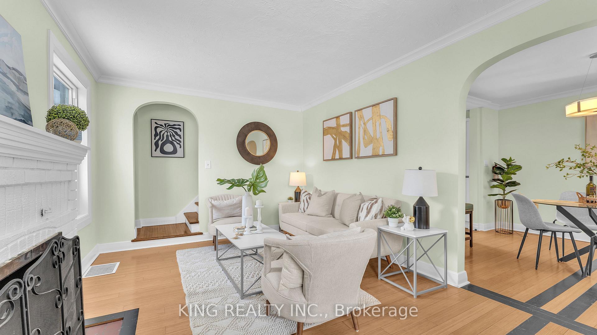 Photo 4 of 727 Whetter Avenue, London, South H — HOMEH