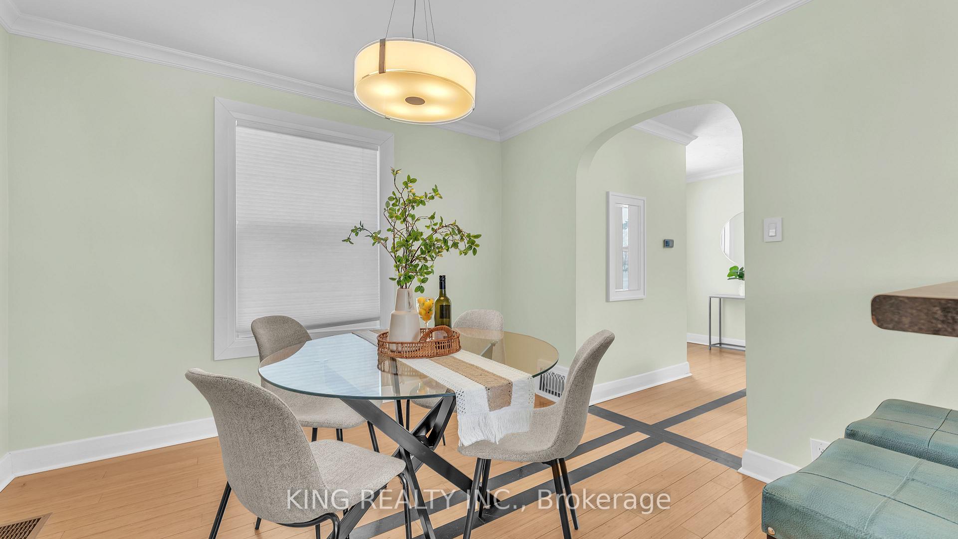 Photo 9 of 727 Whetter Avenue, London, South H — HOMEH