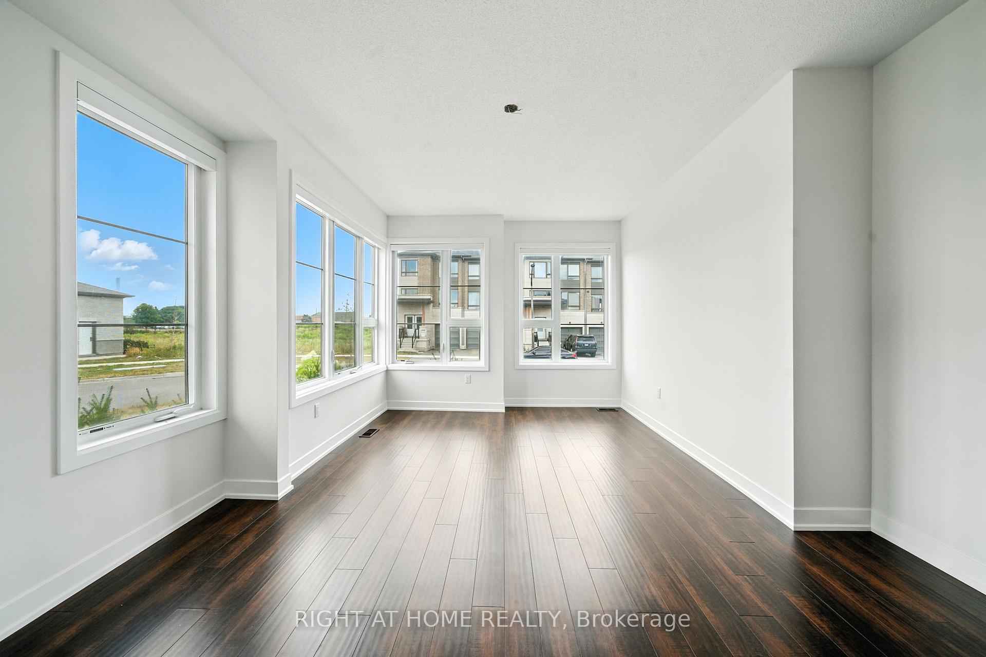 Photo 5 of 108 Vanier Street, Whitby, Pringle Creek — HOMEH