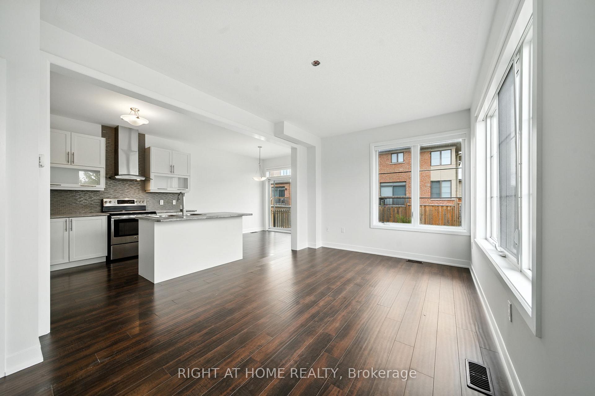 Photo 6 of 108 Vanier Street, Whitby, Pringle Creek — HOMEH