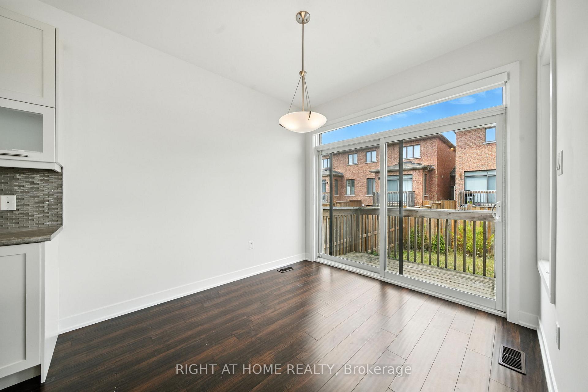 Photo 11 of 108 Vanier Street, Whitby, Pringle Creek — HOMEH