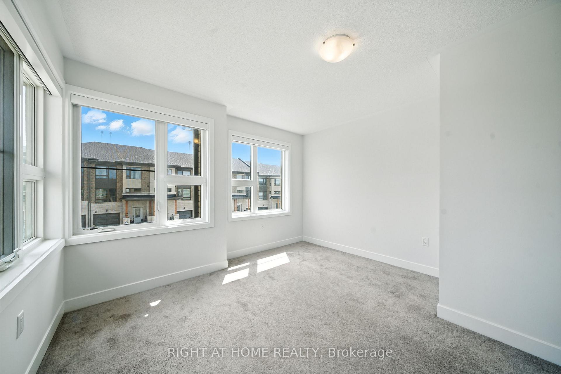 Photo 14 of 108 Vanier Street, Whitby, Pringle Creek — HOMEH
