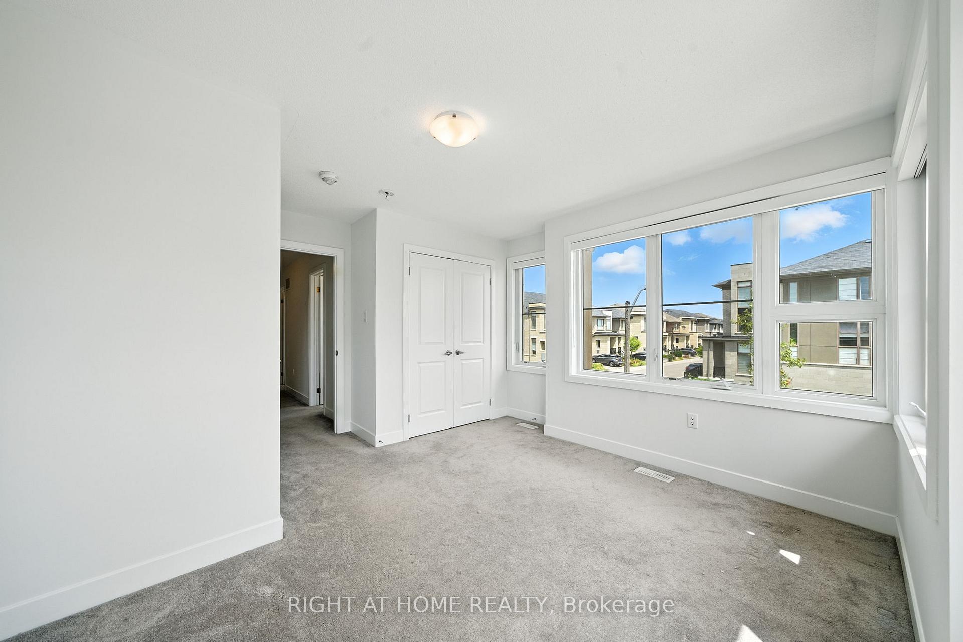 Photo 15 of 108 Vanier Street, Whitby, Pringle Creek — HOMEH