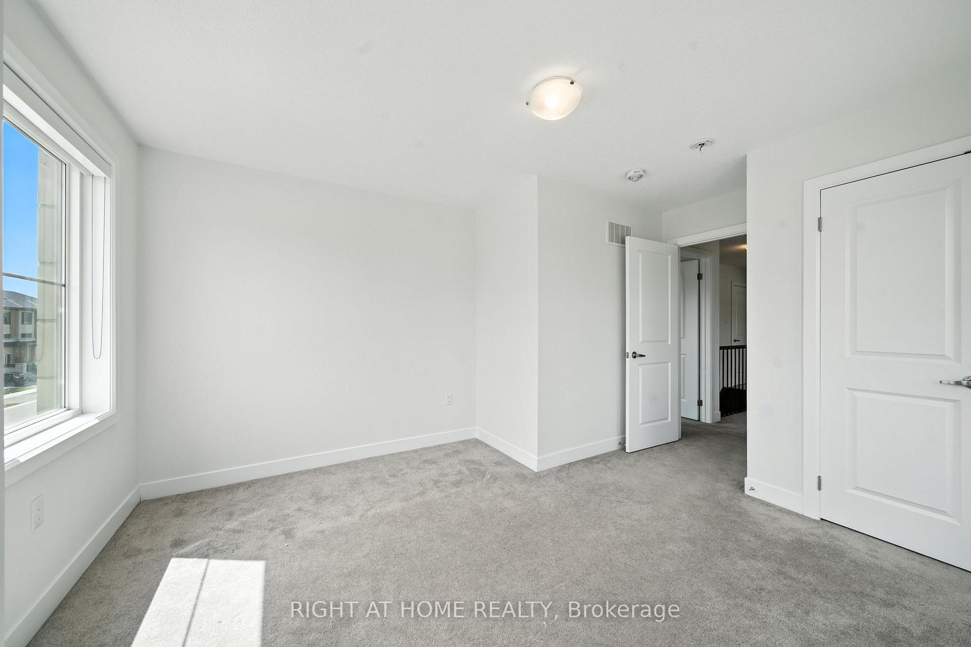 Photo 16 of 108 Vanier Street, Whitby, Pringle Creek — HOMEH