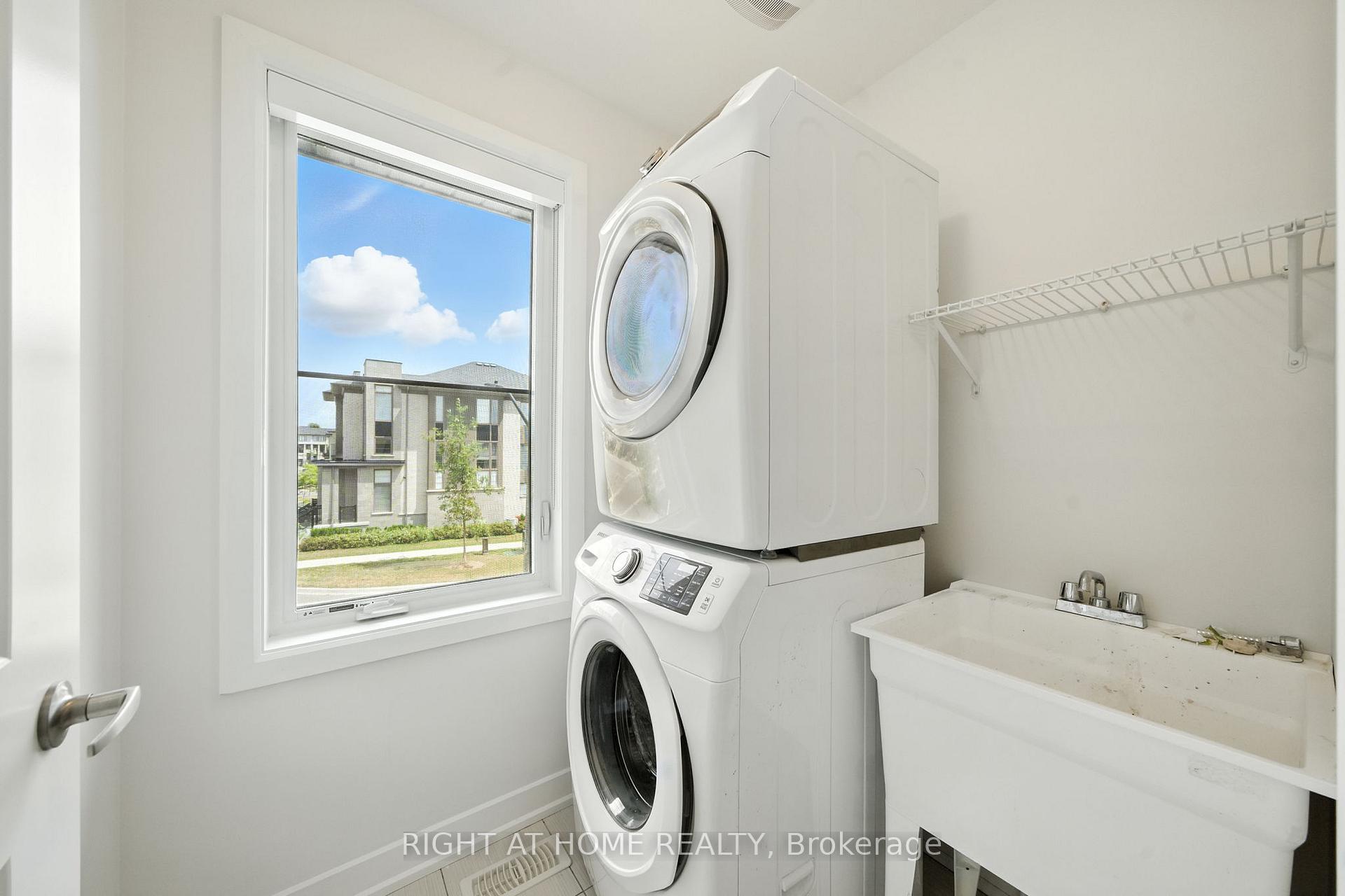 Photo 26 of 108 Vanier Street, Whitby, Pringle Creek — HOMEH
