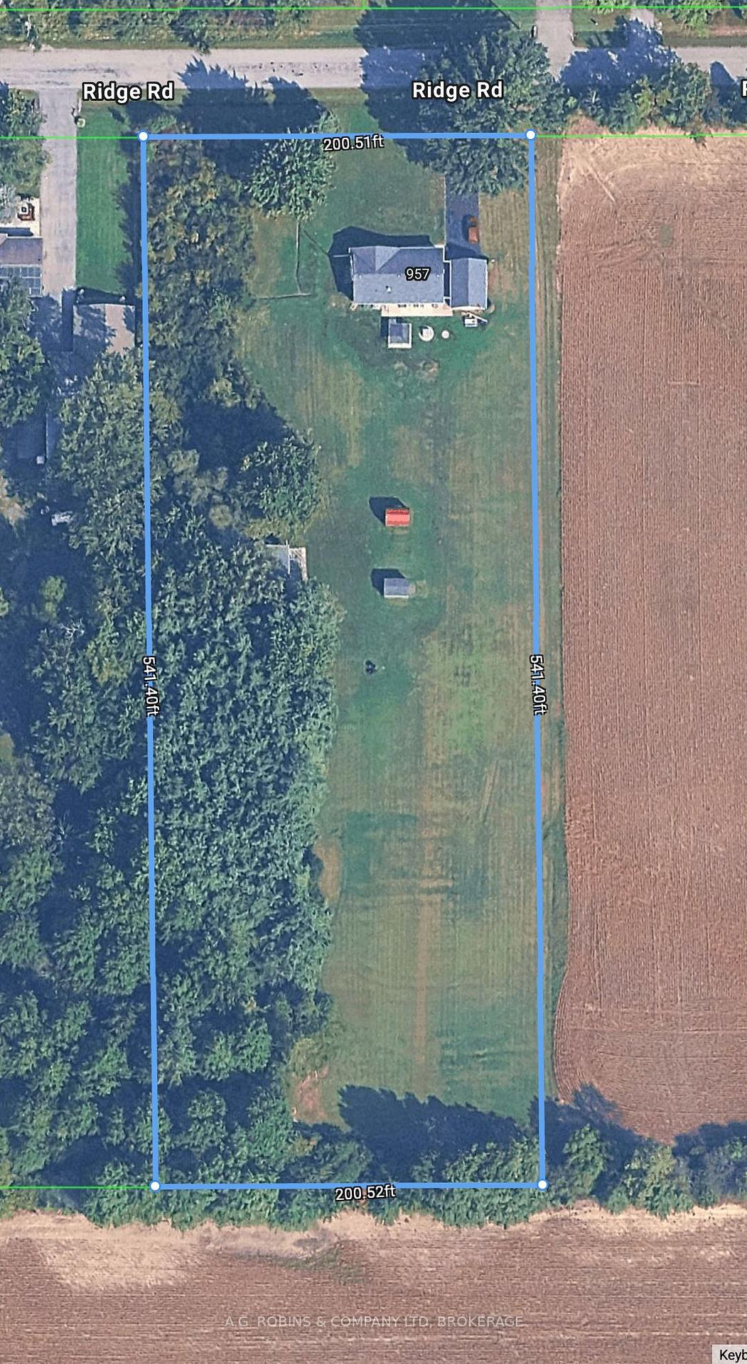 Photo 26 of 957 Ridge Road, Welland, Cooks Mills — HOMEH