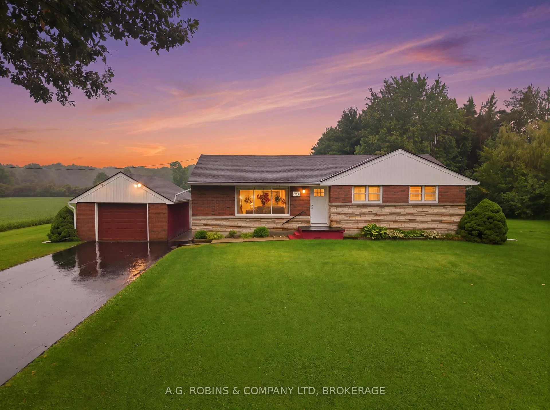 Photo 1 of 957 Ridge Road, Welland, Cooks Mills — HOMEH