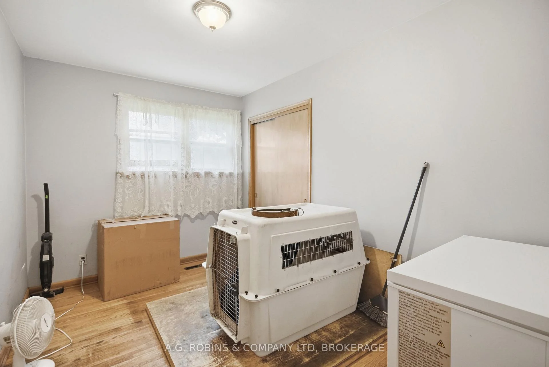 Photo 36 of 957 Ridge Road, Welland, Cooks Mills — HOMEH