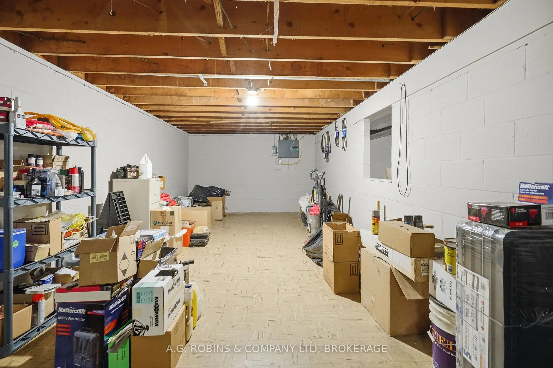 Photo 42 of 957 Ridge Road, Welland, Cooks Mills — HOMEH