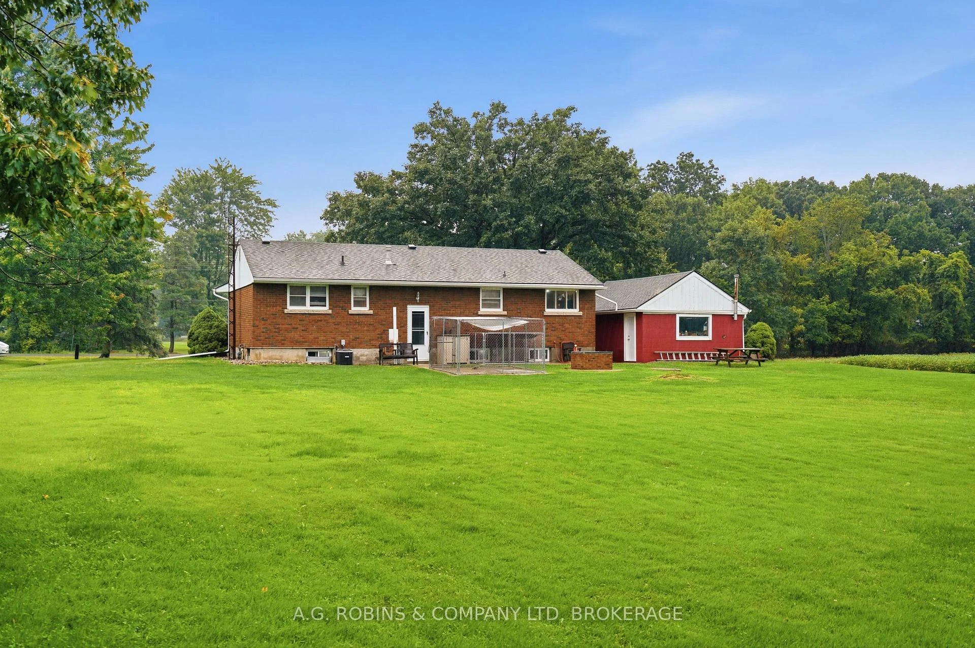 Photo 50 of 957 Ridge Road, Welland, Cooks Mills — HOMEH