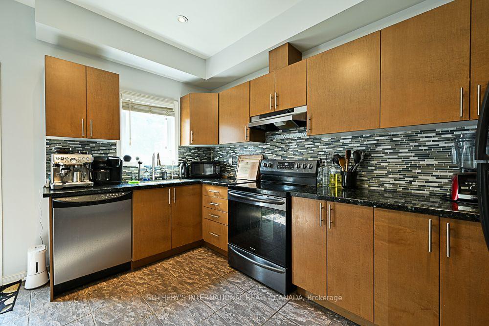 Photo 15 of Unit 44, 435 Hensall Circle, Mississauga, Cooksville — HOMEH