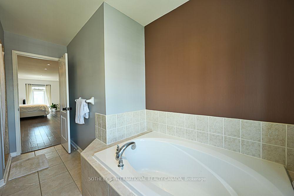 Photo 35 of Unit 44, 435 Hensall Circle, Mississauga, Cooksville — HOMEH