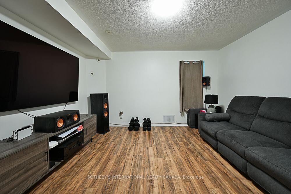 Photo 37 of Unit 44, 435 Hensall Circle, Mississauga, Cooksville — HOMEH