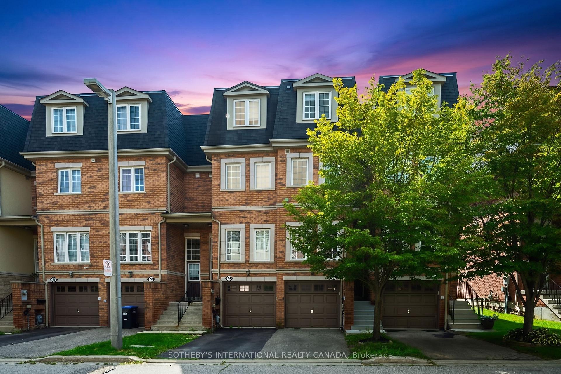 Photo 2 of Unit 44, 435 Hensall Circle, Mississauga, Cooksville — HOMEH