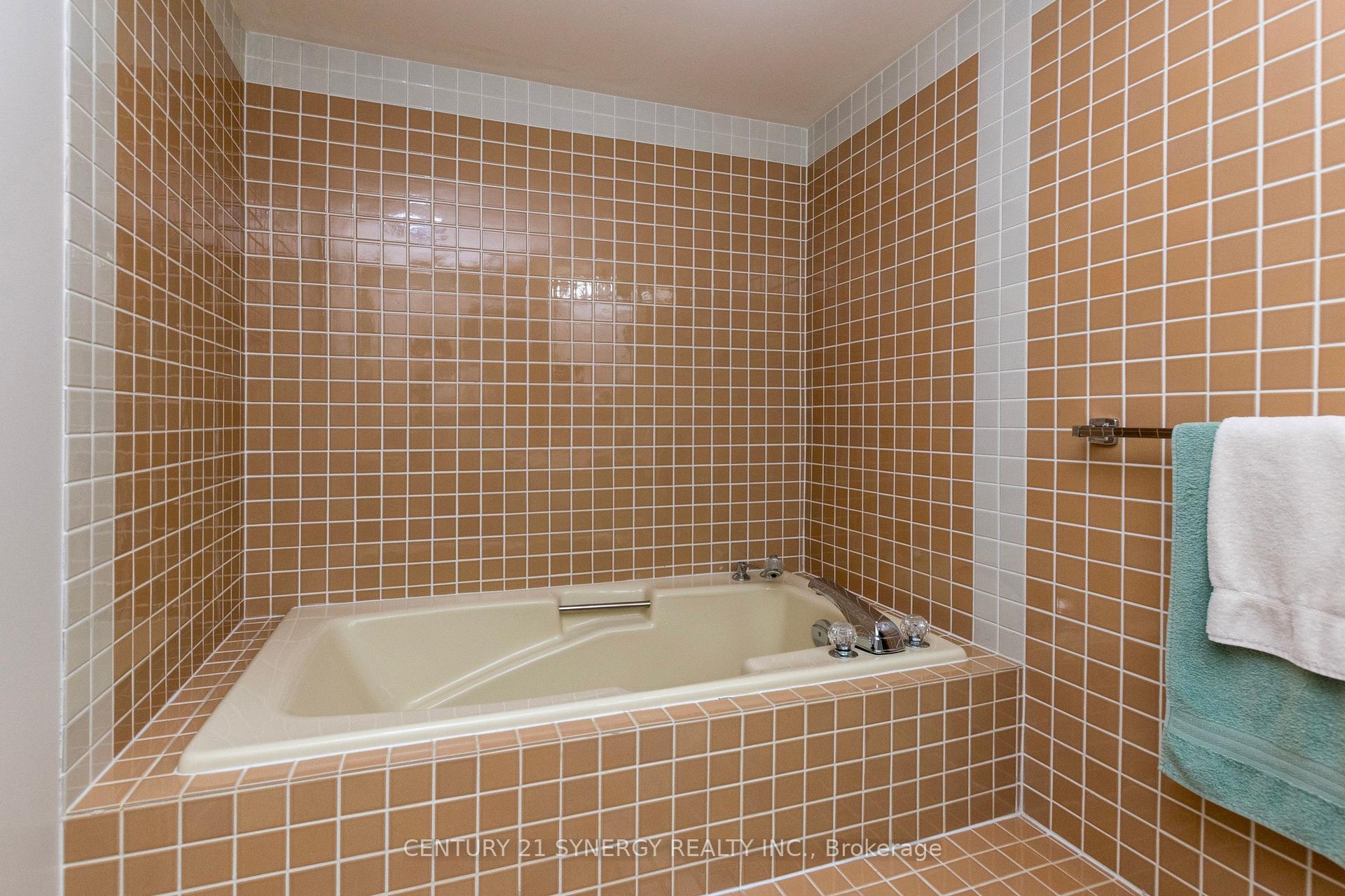 Photo 25 of Unit 38, 257 Botanica Private, Ottawa, Civic Hospital — HOMEH