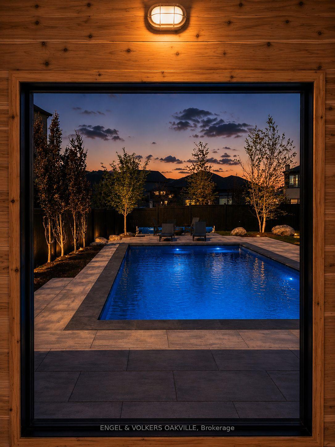 Photo 1 of 117 Stoneleigh Drive, Blue Mountains — HOMEH