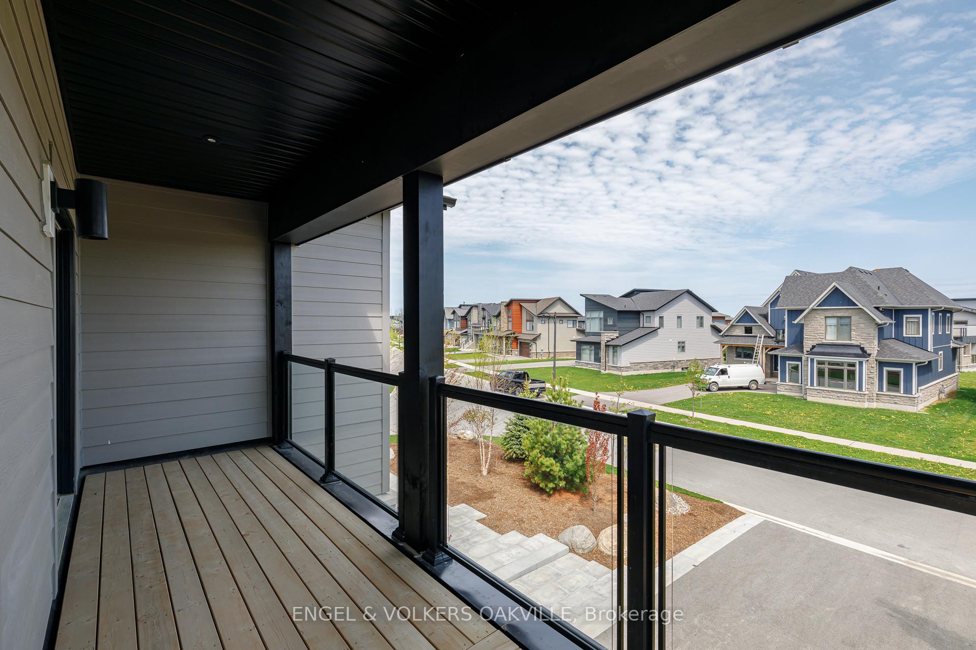 Photo 11 of 117 Stoneleigh Drive, Blue Mountains — HOMEH
