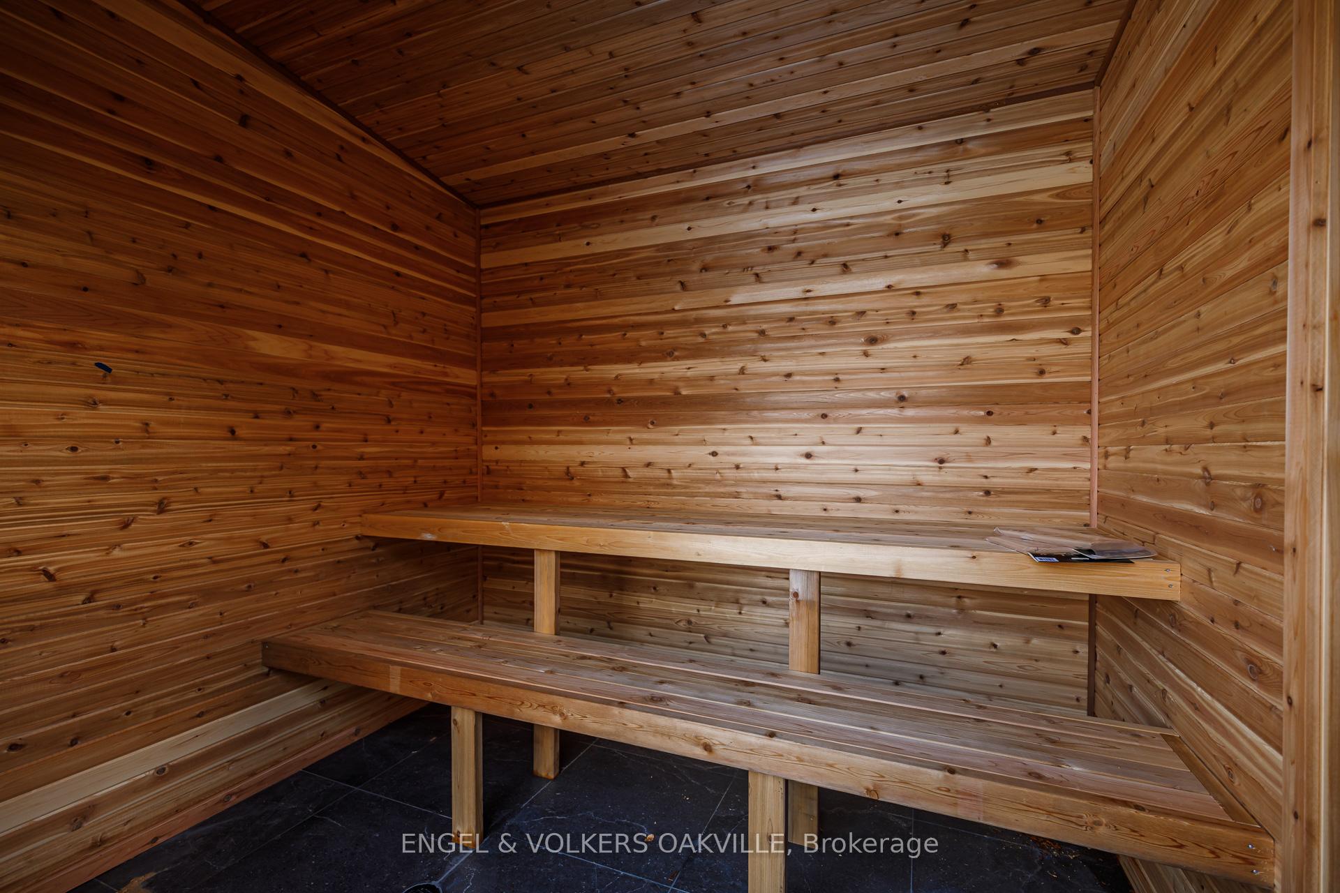Photo 19 of 117 Stoneleigh Drive, Blue Mountains — HOMEH