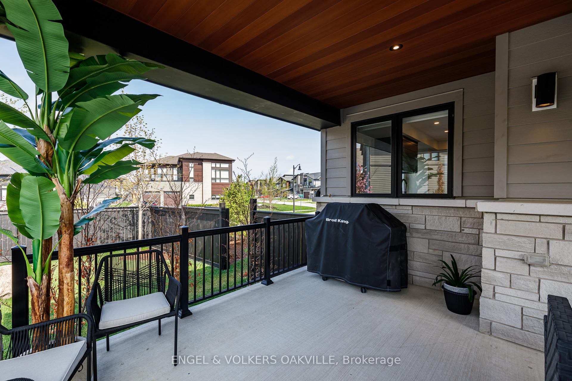Photo 25 of 117 Stoneleigh Drive, Blue Mountains — HOMEH