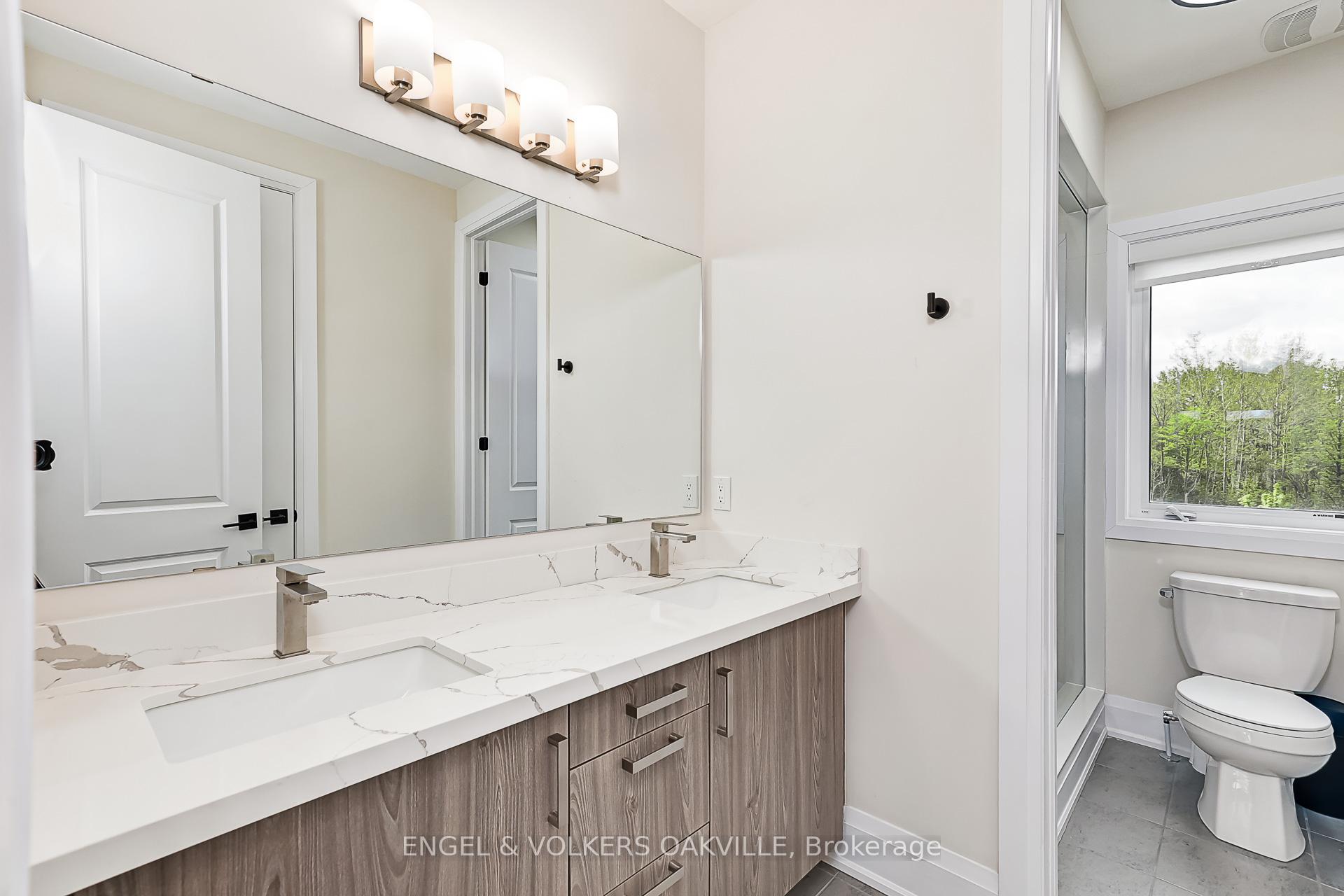 Photo 32 of 117 Stoneleigh Drive, Blue Mountains — HOMEH