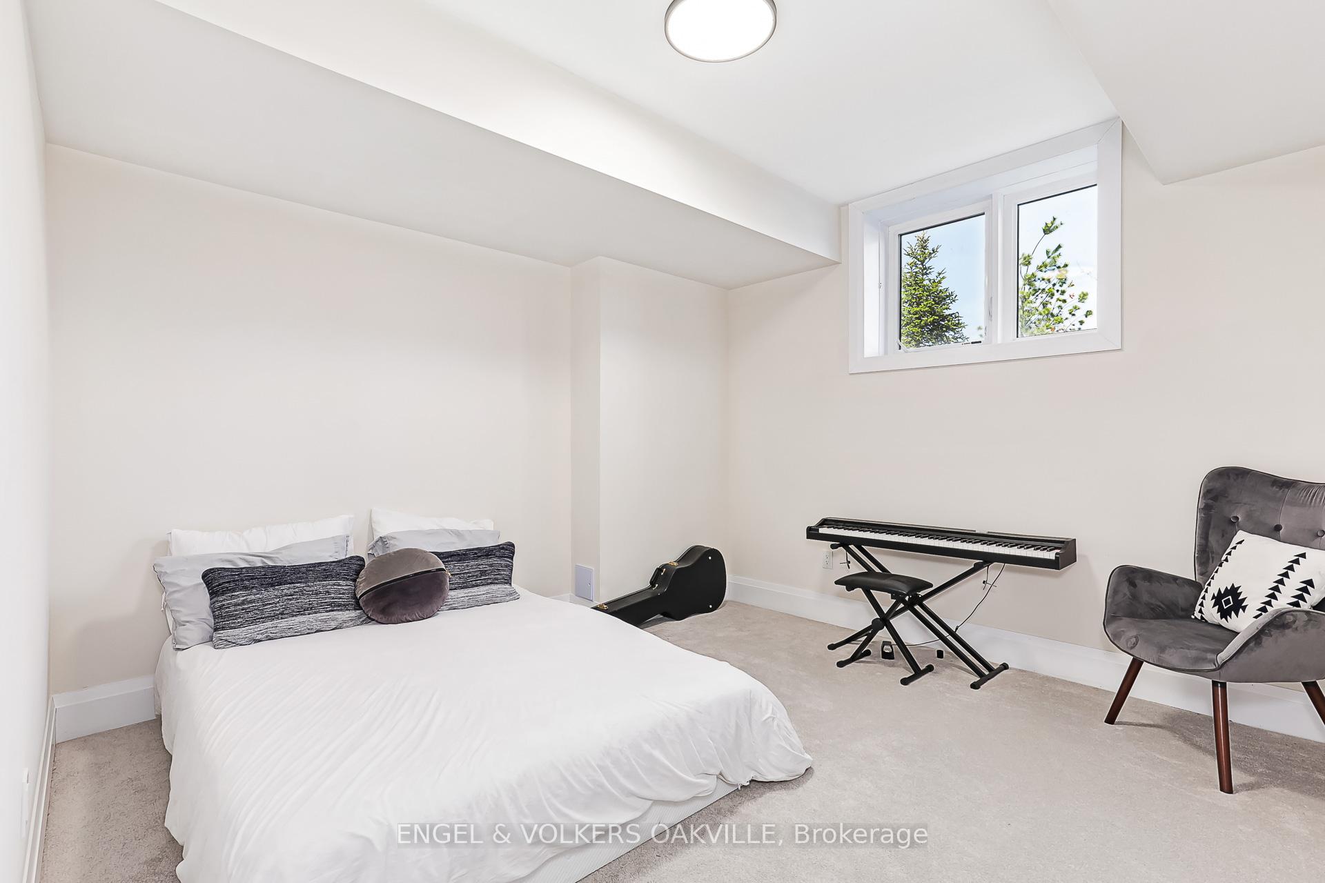 Photo 45 of 117 Stoneleigh Drive, Blue Mountains — HOMEH