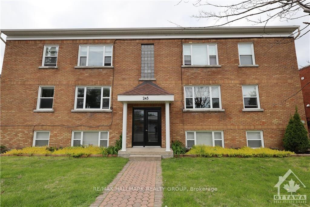 Front of Unit 1, 245 Des Peres Blancs Avenue