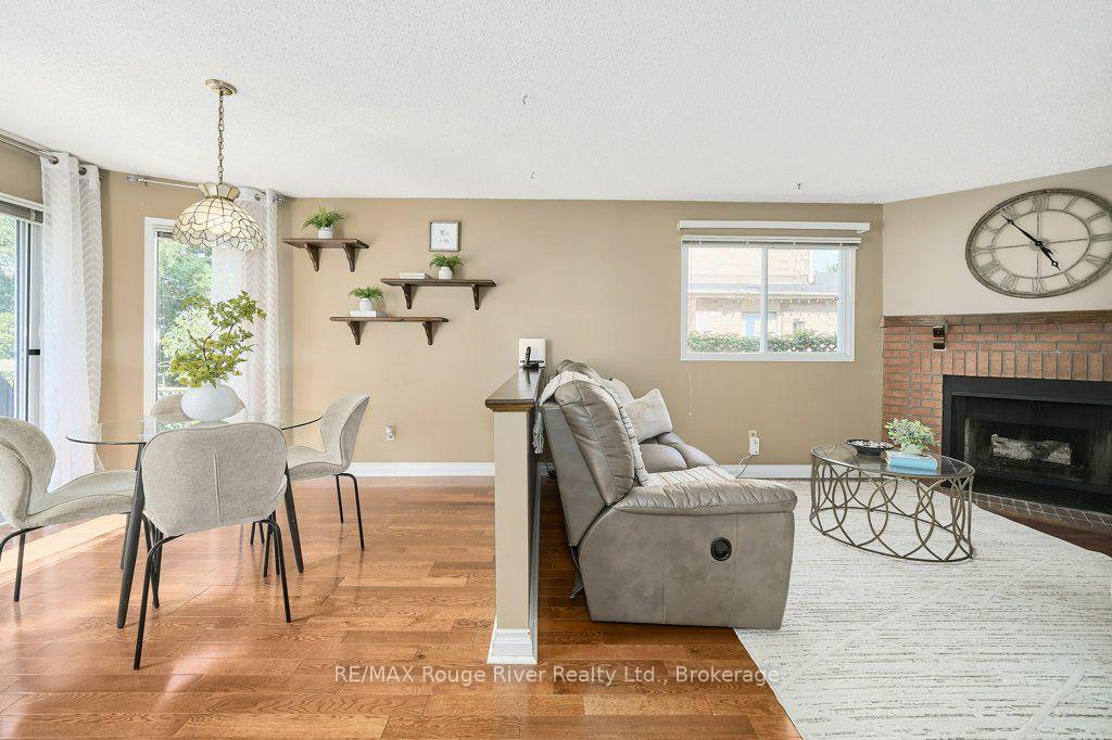 Photo 18 of 939 Catskill Drive, Oshawa, Northglen — HOMEH