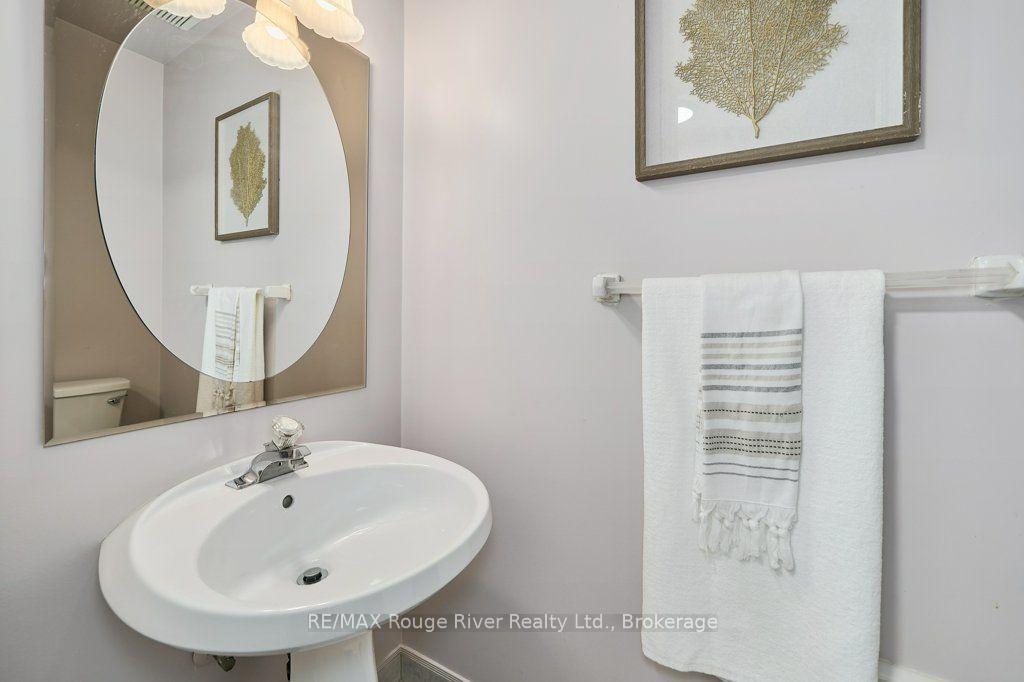Photo 20 of 939 Catskill Drive, Oshawa, Northglen — HOMEH