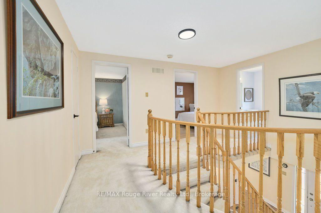 Photo 24 of 939 Catskill Drive, Oshawa, Northglen — HOMEH