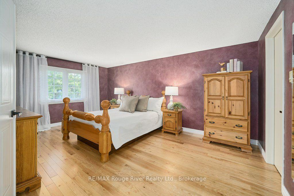 Photo 29 of 939 Catskill Drive, Oshawa, Northglen — HOMEH