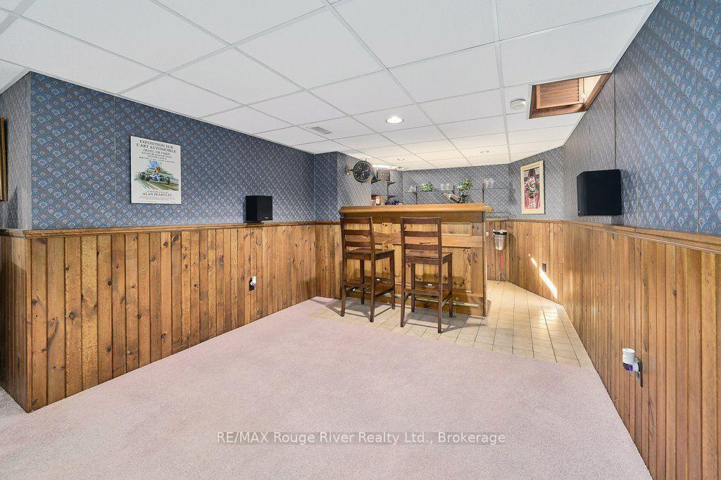 Photo 37 of 939 Catskill Drive, Oshawa, Northglen — HOMEH