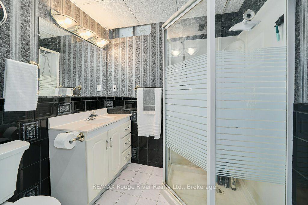 Photo 39 of 939 Catskill Drive, Oshawa, Northglen — HOMEH