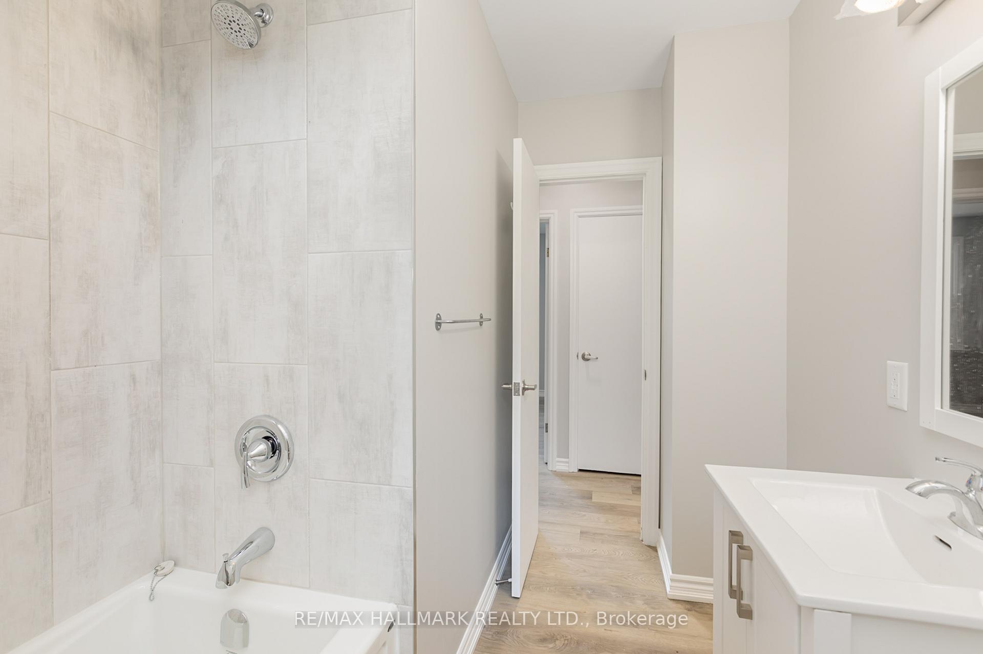 Photo 12 of Unit Upper, 201 High Street, Whitby, Downtown Whitby — HOMEH