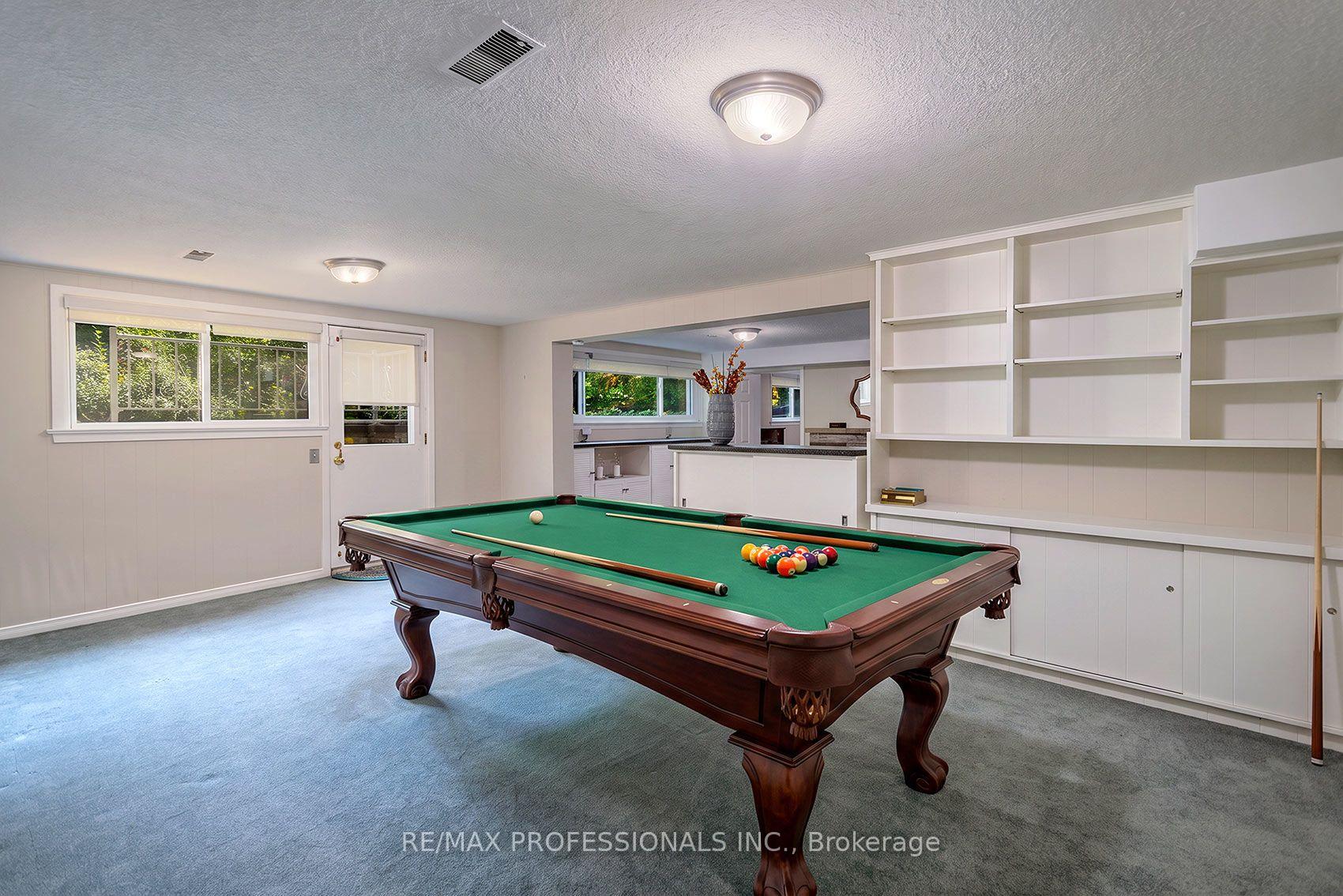 Photo 28 of 17 Clearside Place, Etobicoke, Markland Wood — HOMEH
