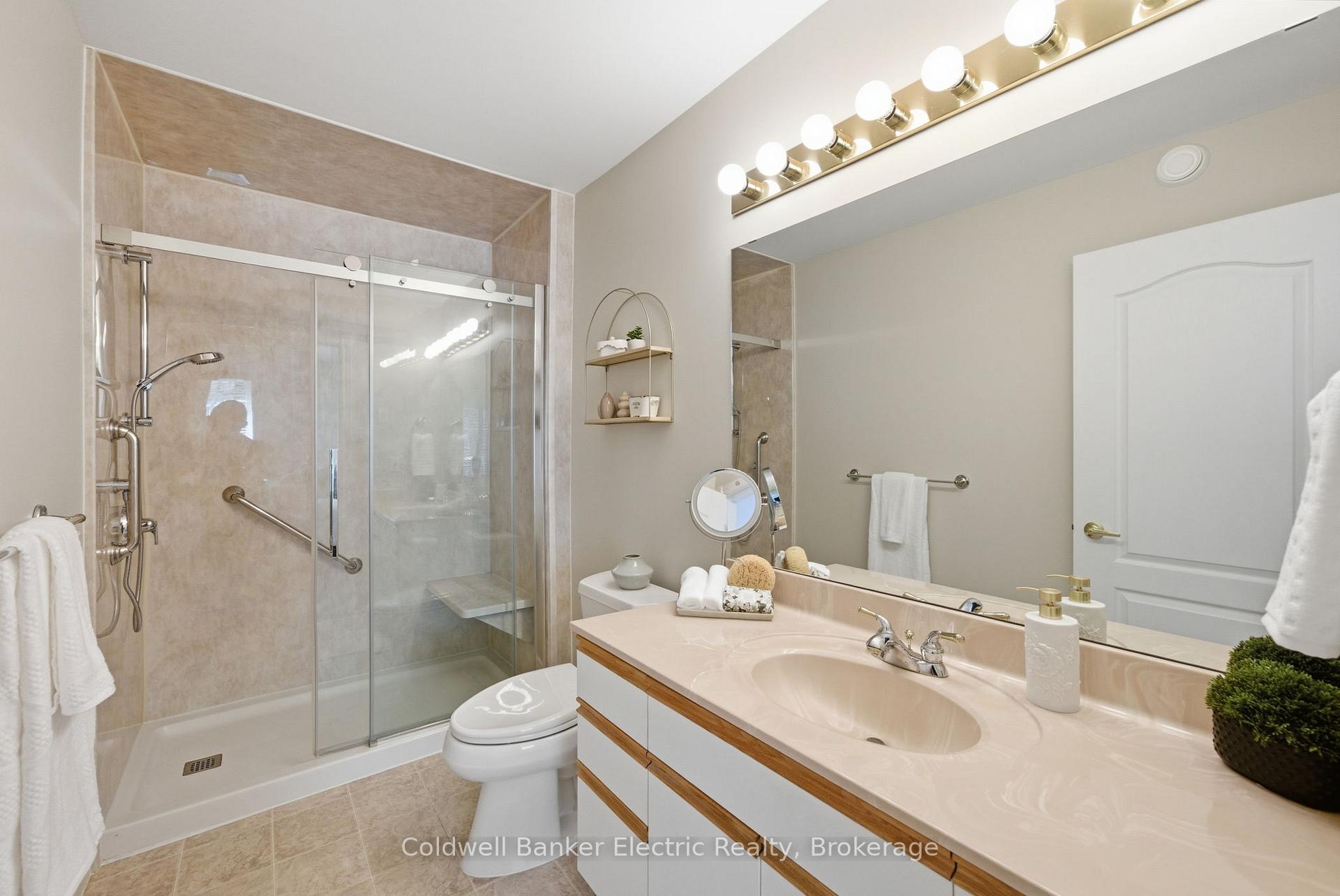 Photo 23 of Unit 40, 300 Franmor Drive, Peterborough, Ashburnham Ward 4 — HOMEH