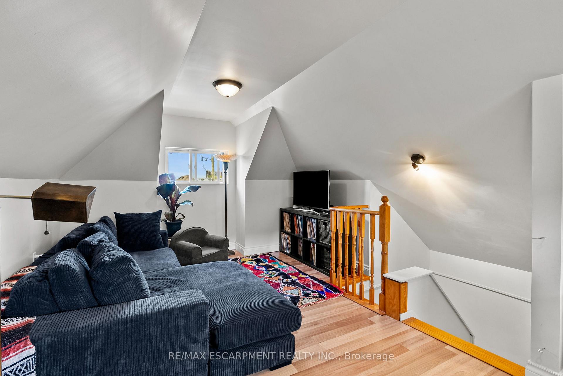 Photo 26 of 260 Stinson Crescent, Hamilton, St. Clair — HOMEH