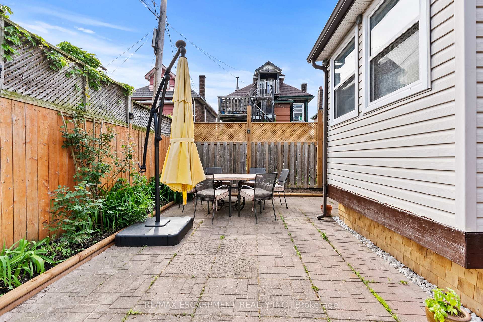 Photo 41 of 260 Stinson Crescent, Hamilton, St. Clair — HOMEH