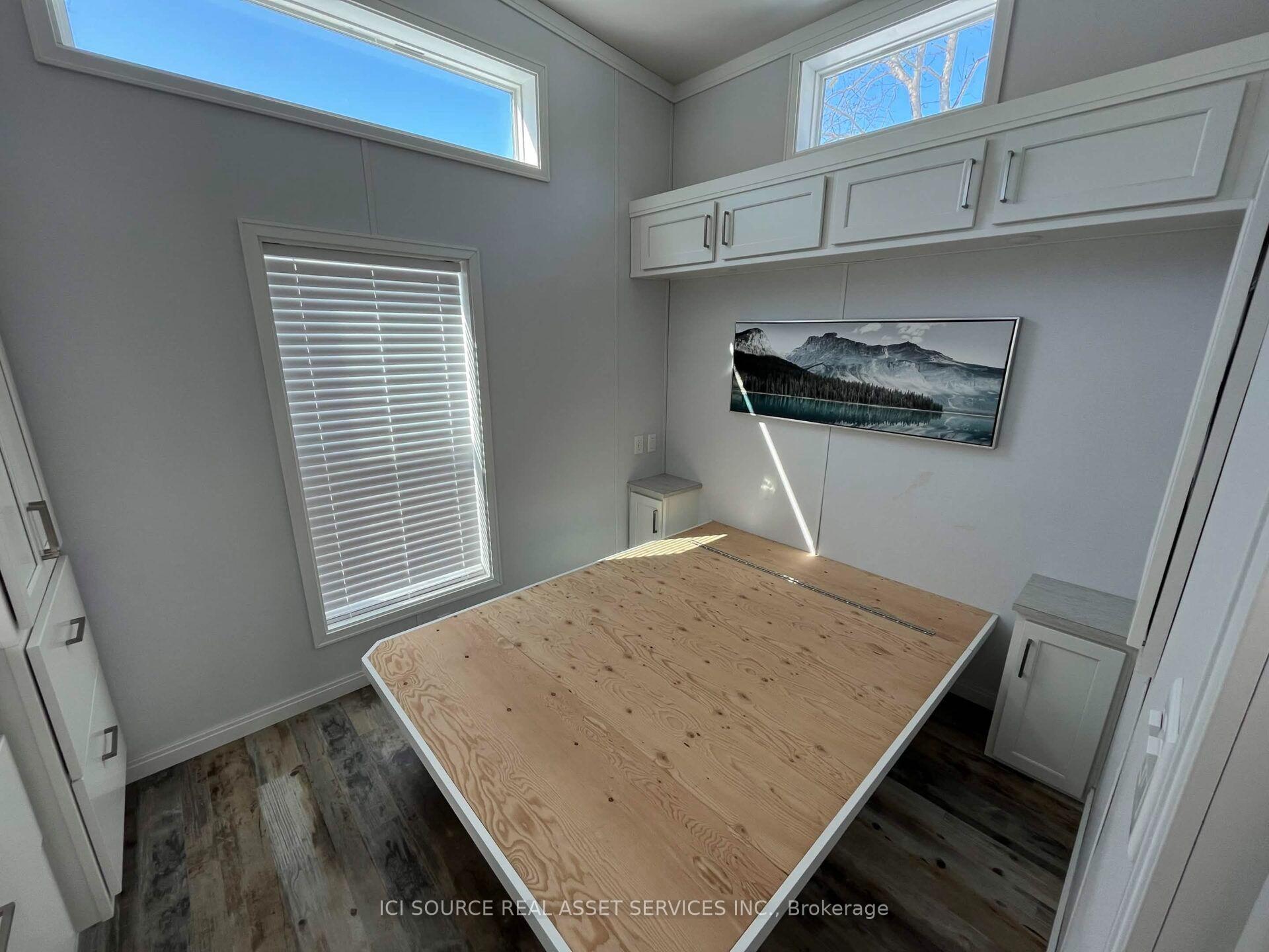 Photo 2 of Unit 604, 18478 Duffy's Lane, Caledon, Rural Caledon — HOMEH