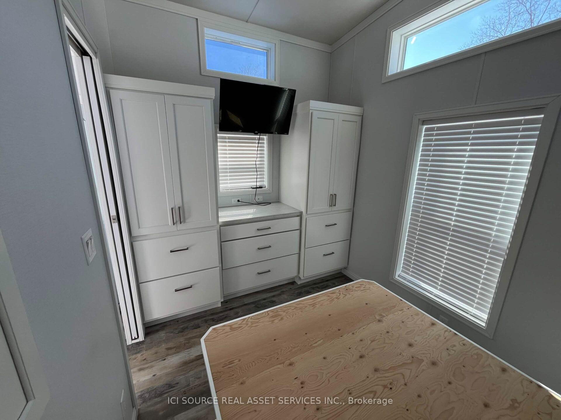 Photo 3 of Unit 604, 18478 Duffy's Lane, Caledon, Rural Caledon — HOMEH
