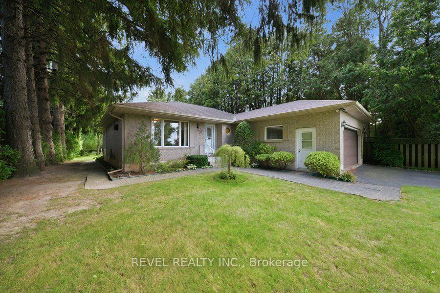 Photo 3 of 70 Thirteenth Street W, Norfolk, Simcoe — HOMEH