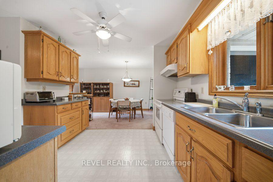 Photo 11 of 70 Thirteenth Street W, Norfolk, Simcoe — HOMEH