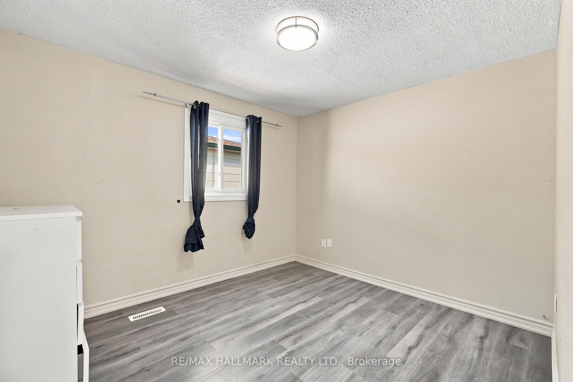 Photo 29 of 60 Pickard Lane, Brampton, Fletcher's West — HOMEH