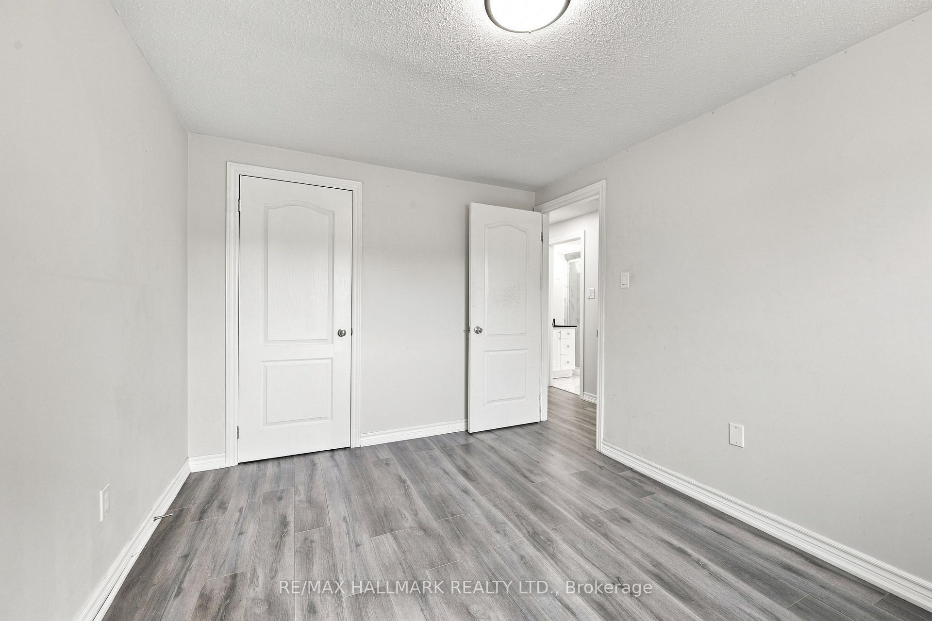 Photo 33 of 60 Pickard Lane, Brampton, Fletcher's West — HOMEH