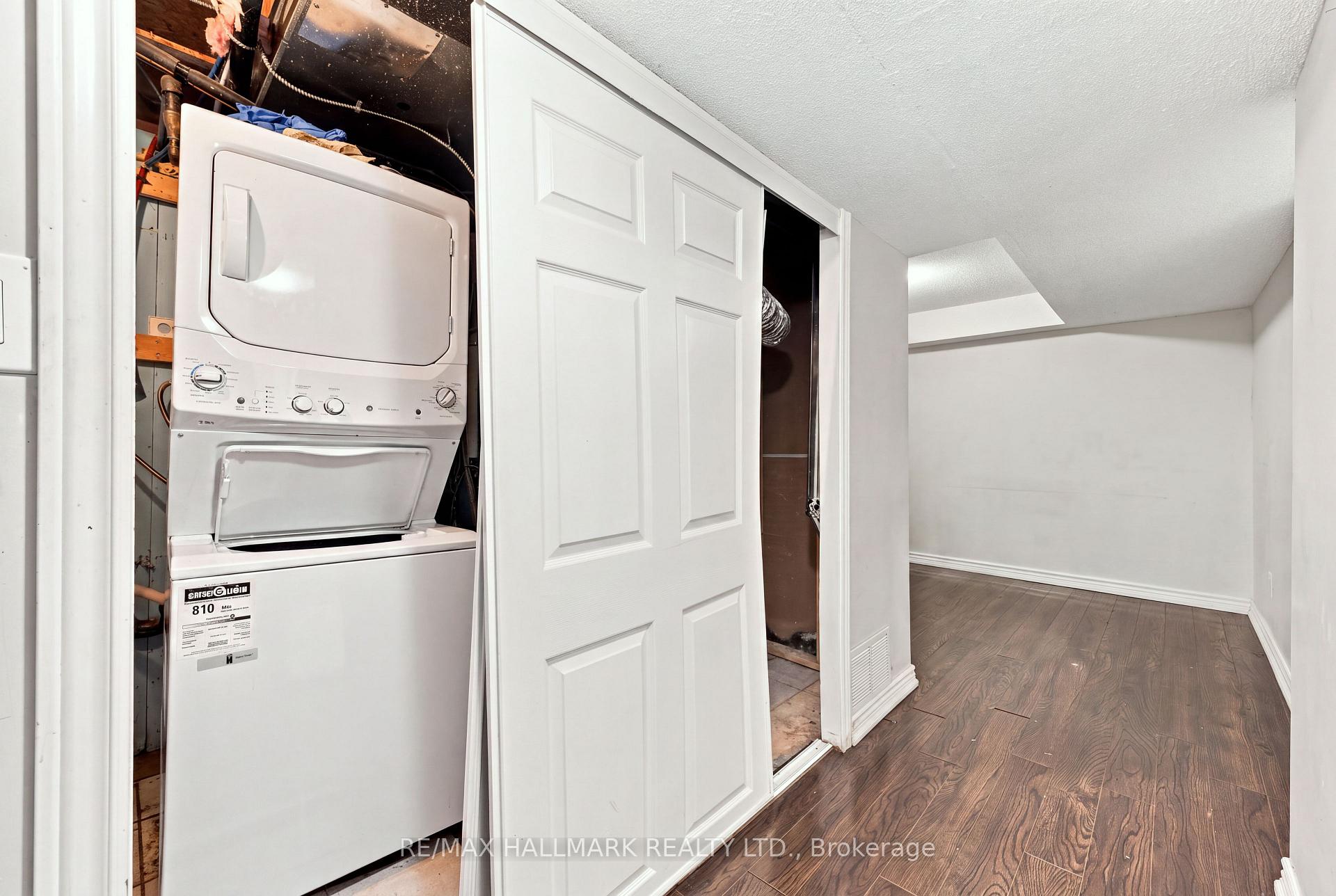 Photo 37 of 60 Pickard Lane, Brampton, Fletcher's West — HOMEH
