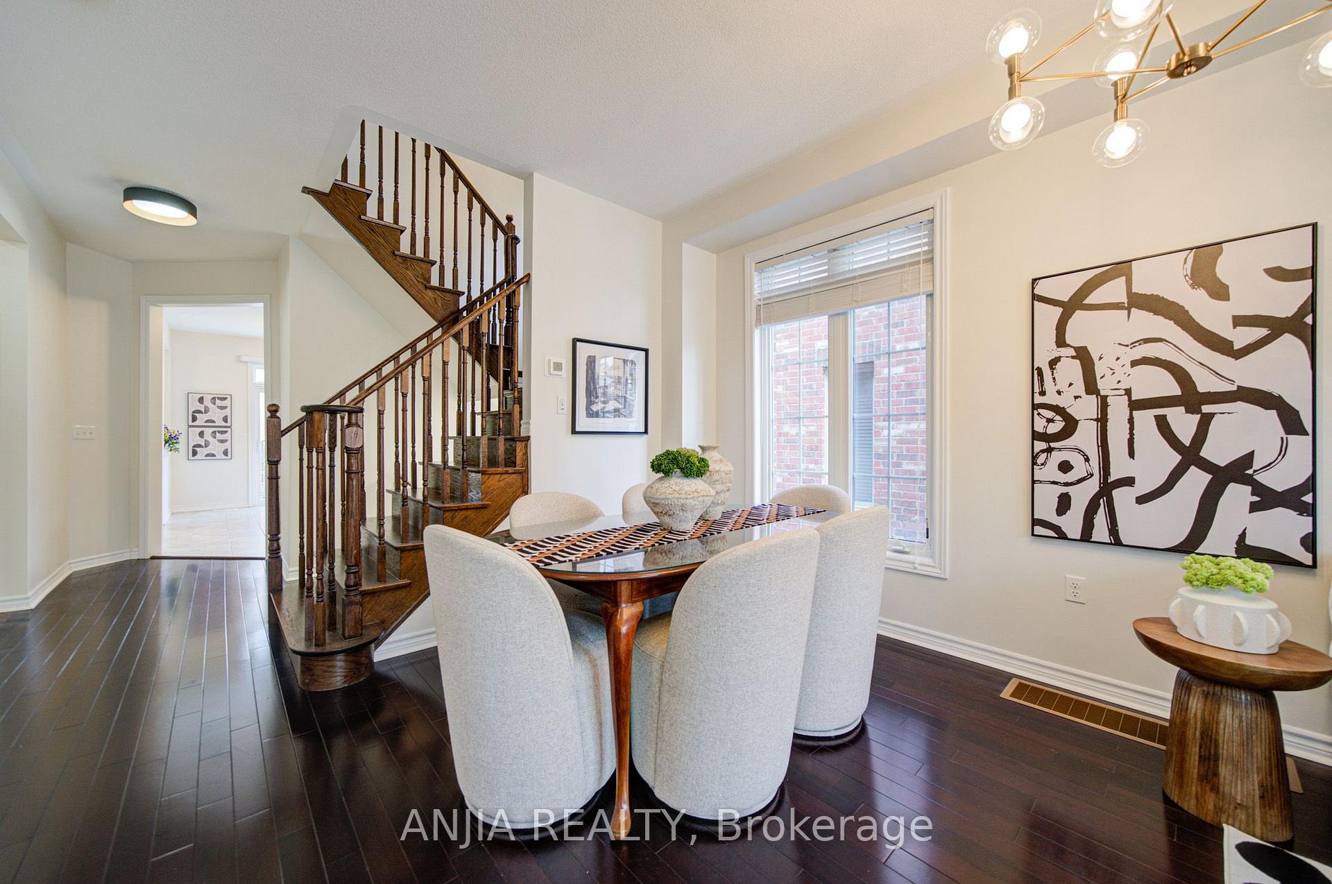 Photo 9 of 92 Carolina Rose Crescent, Markham, Wismer — HOMEH