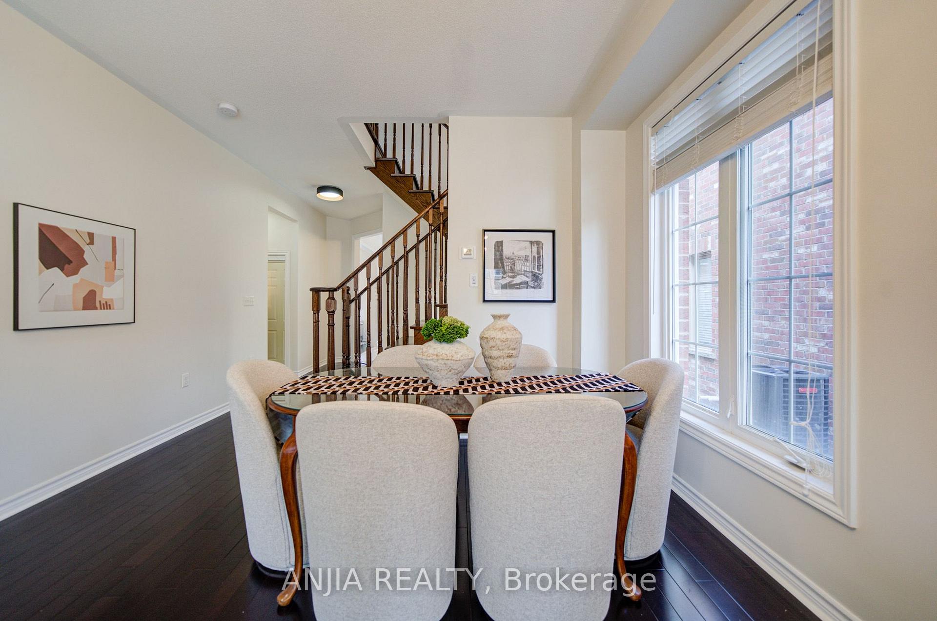 Photo 10 of 92 Carolina Rose Crescent, Markham, Wismer — HOMEH